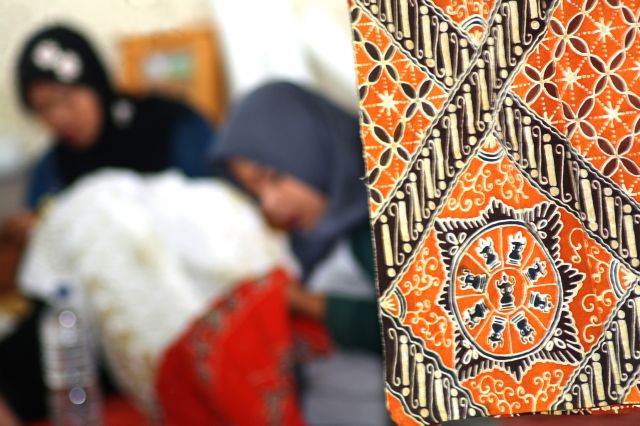 Batik puspa Maja
